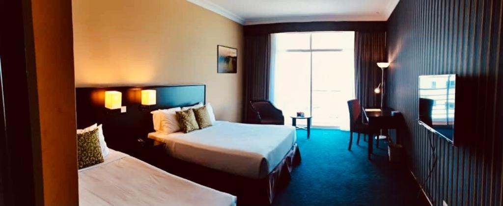 Ehsan Seaview Hotel Петалинг Джая Екстериор снимка