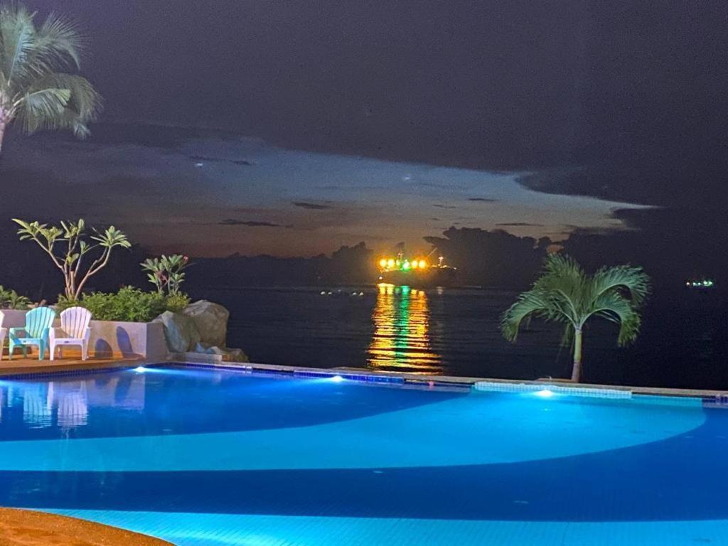 Ehsan Seaview Hotel Петалинг Джая Екстериор снимка