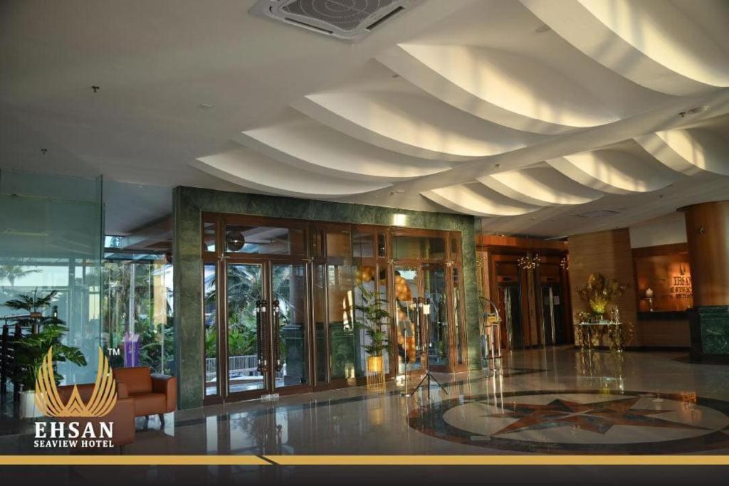 Ehsan Seaview Hotel Петалинг Джая Екстериор снимка