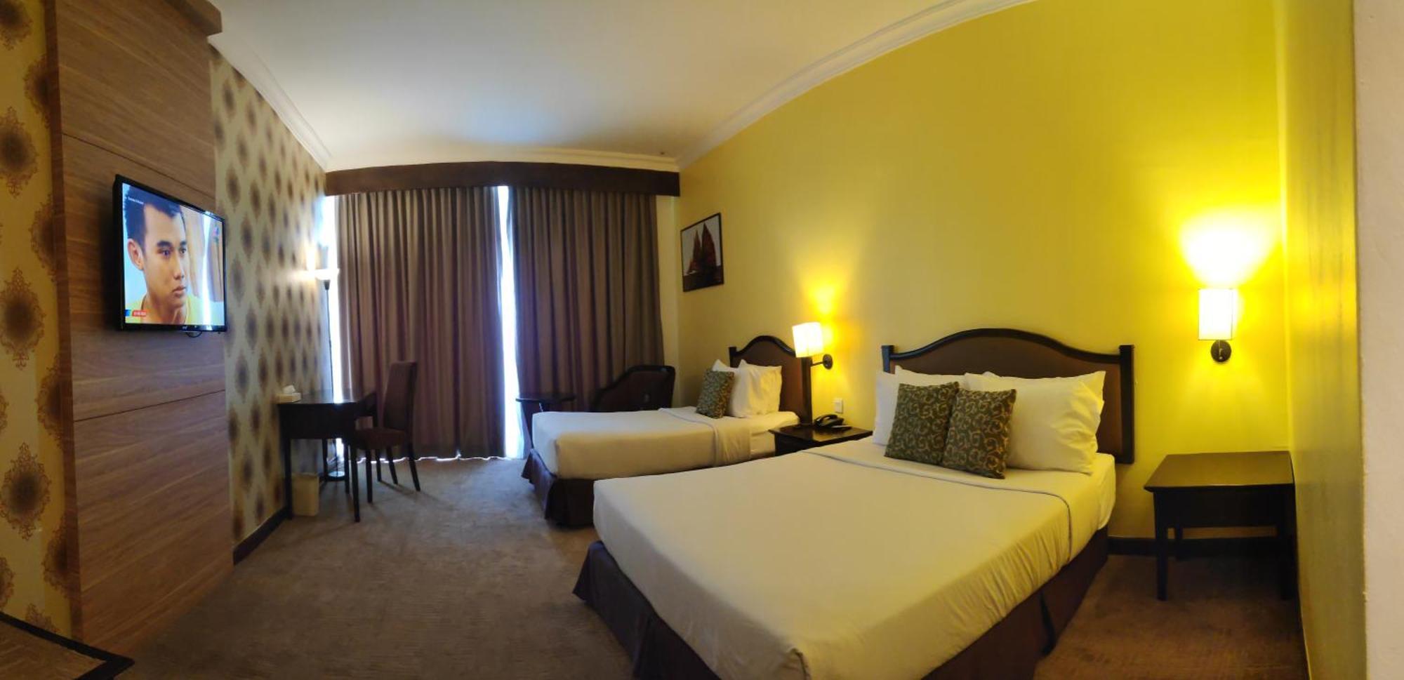 Ehsan Seaview Hotel Петалинг Джая Екстериор снимка